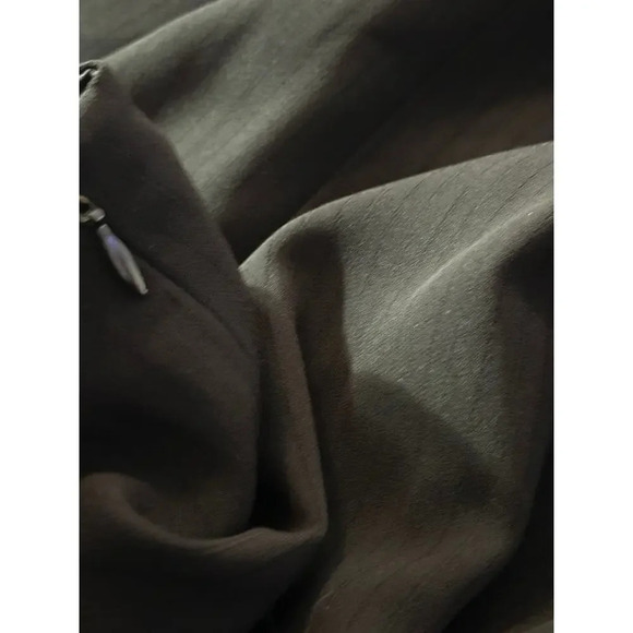 Oscar by Oscar De La Renta Black Pleated Hem pinstripe Skirt Size 16 - Picture 5 of 7